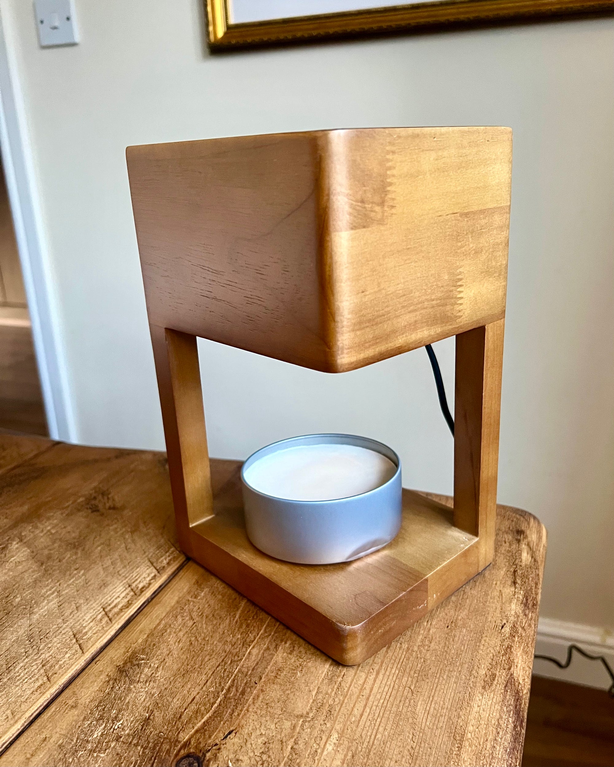Candle Warmer | With ONE Free Wickless Candles